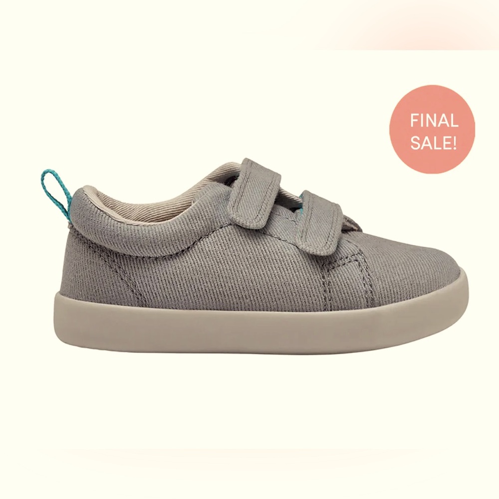 Ten Little Recycled Canvas Shoes in cloud gray size 4.5